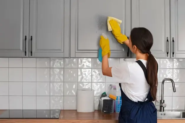 Best 10 Ayi housekeeping and AC cleaning service in China — professional home cleaning with optional air conditioner deep clean; service available in Shanghai.