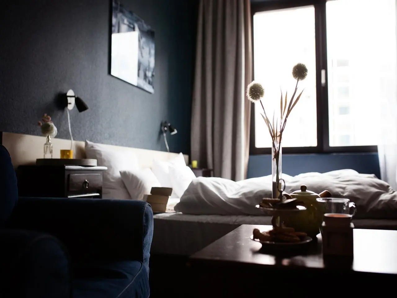 Hotel room interior — water purification solution in China for hospitality; RO water purifier China by best 10 water purifier consultants China, Shanghai.